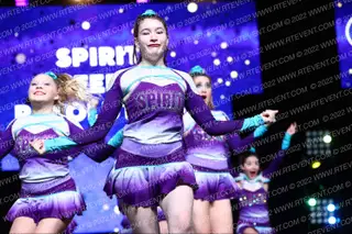Spirit Cheer 07 Revolution