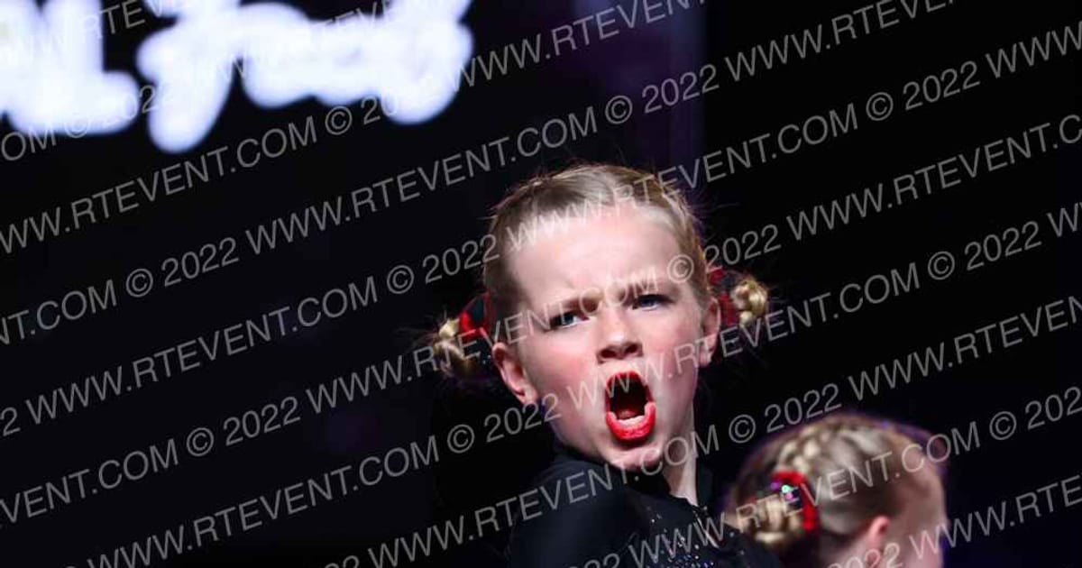 Cheers Elite Nirvanna · The One Finals Orlando WE One