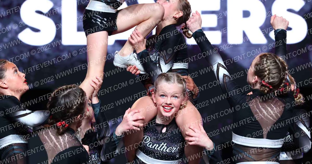 Cheers Elite Slayers · The One Finals Orlando WE One