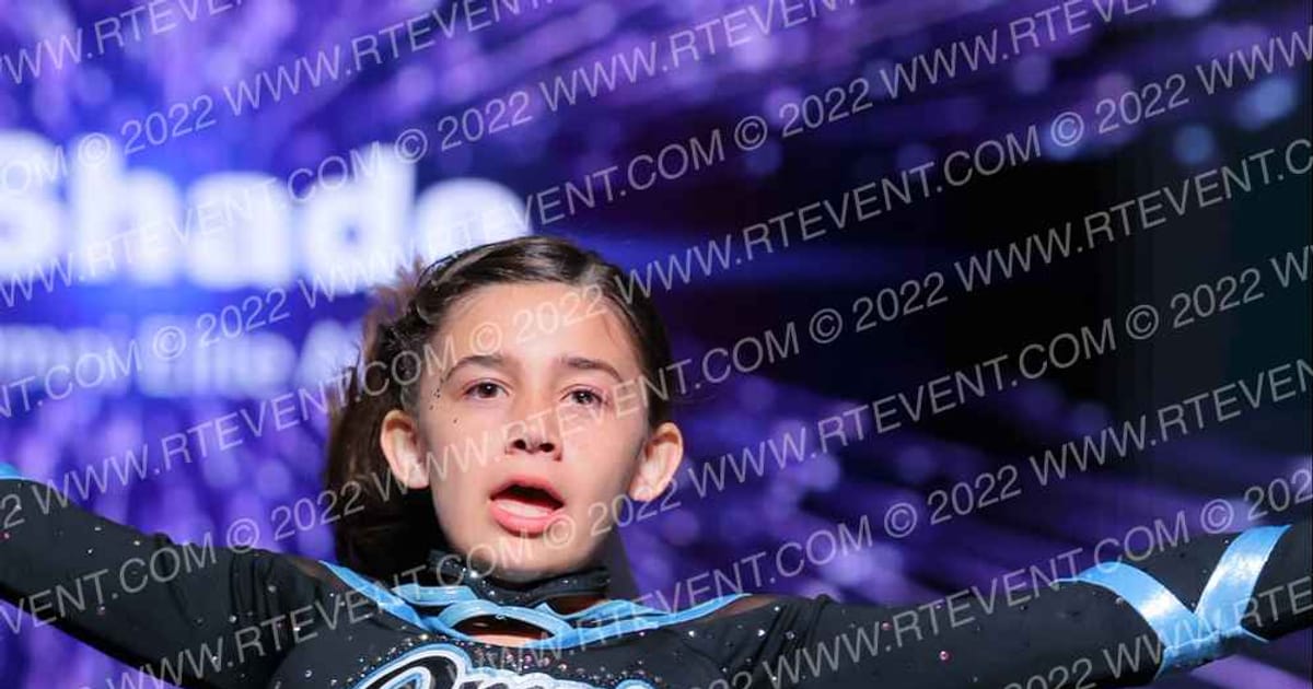 Omni Elite Ahletix Shade · All Star Worlds Hall B Thursday Photo