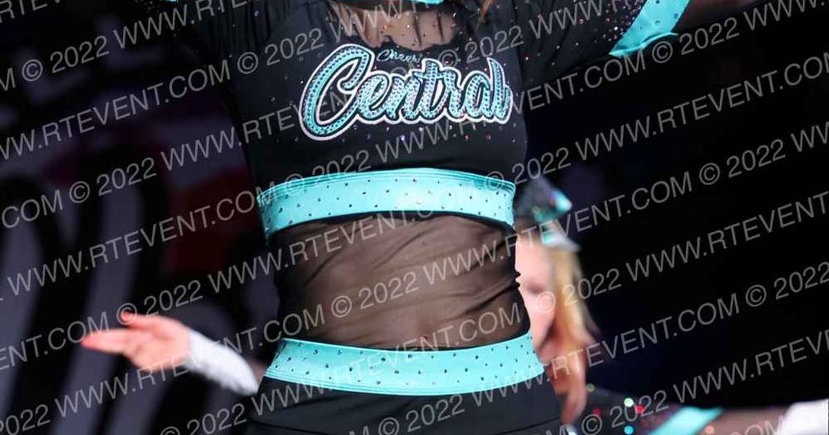 Cheer Central Athletics Emeralds · All Star Worlds Hall B Thursday Photo