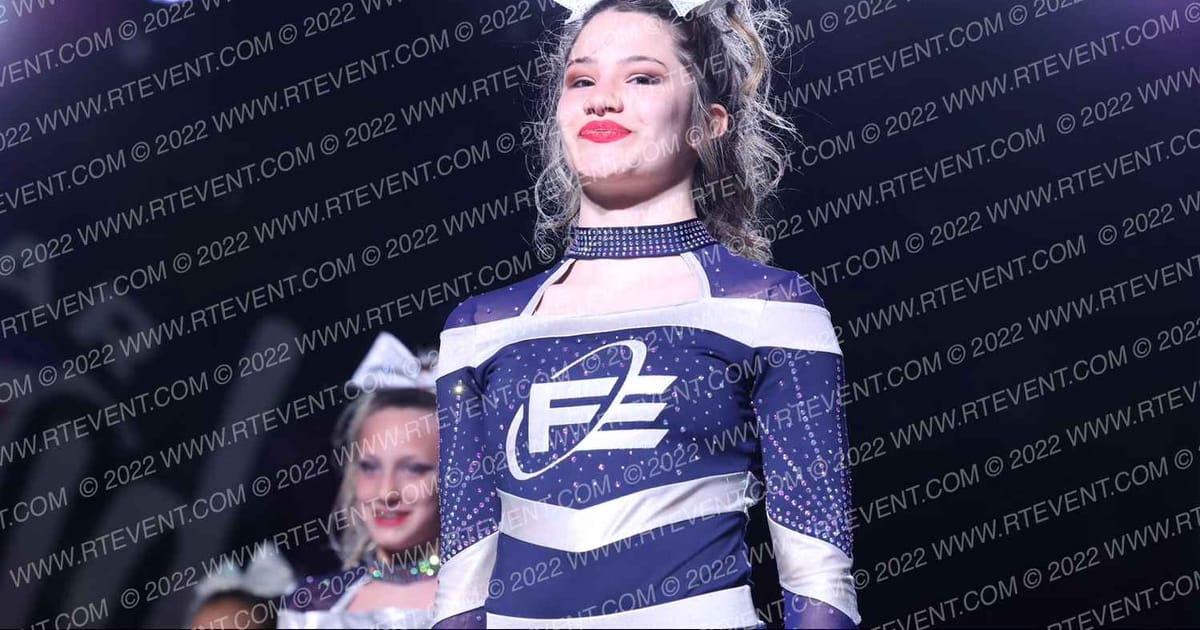 Findlay Cheer Elite Junior Eclipse · All Star Worlds Hall C Thursday Photo