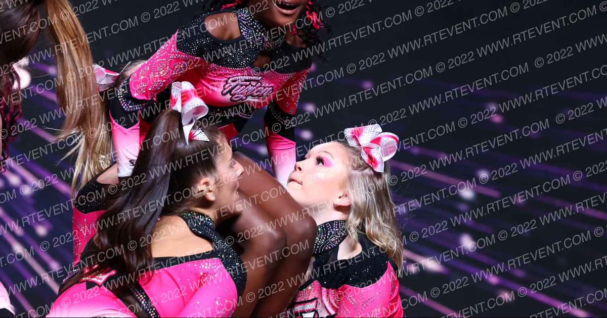 Cheer Fuzion AllStars Divas · All Star Worlds Arena One Thursday Photo