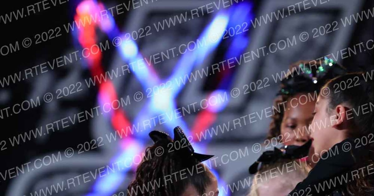 Long Island Cheer Mint Mini · The US Finals Virginia Beach