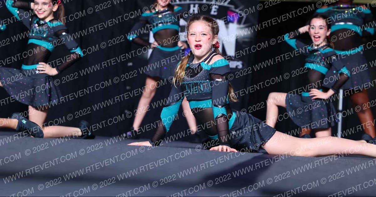 Innovation Cheer & Tumbling Snake Eyes · All Star Worlds Hall B Saturday