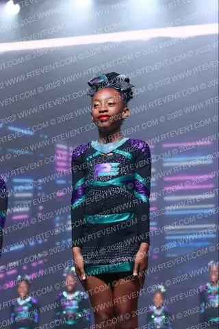 Platinum Elite Glitter Girls