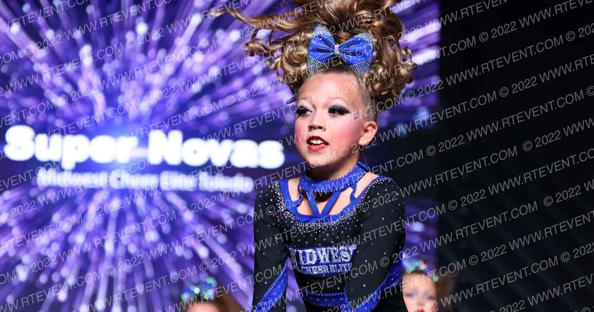 Midwest Cheer Elite Toledo Super Novas · All Star Worlds Hall B Sunday