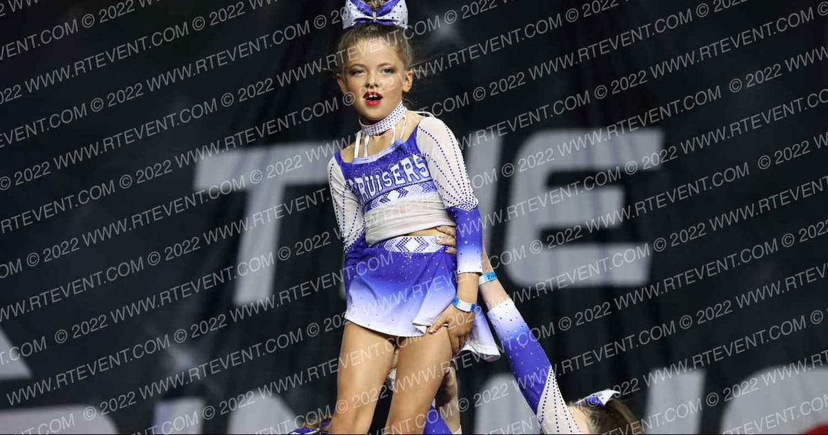 EATONVILLE JR CRUISERS STARBURSTS · The Pinnacle Cheerleading Championship