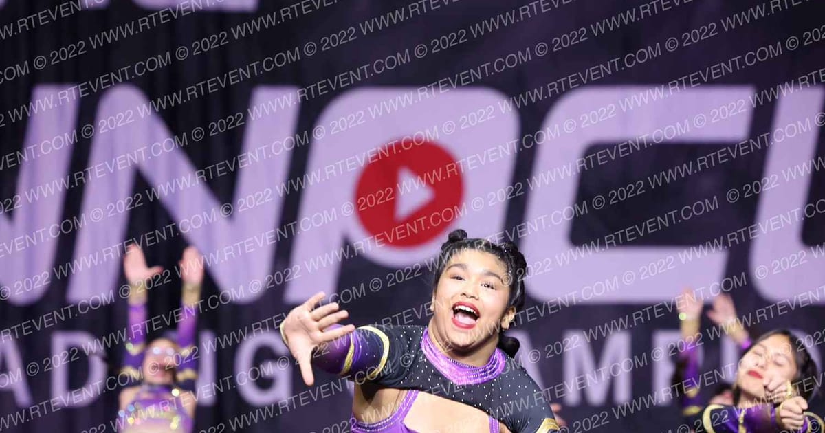 DYNASTY GUNZ N ROSES · The Pinnacle Cheerleading Championship