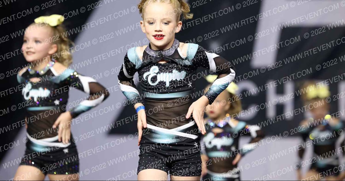 VEGAS EMPIRE ATHLETICS MINI MAJESTY · The Pinnacle Cheerleading Championship