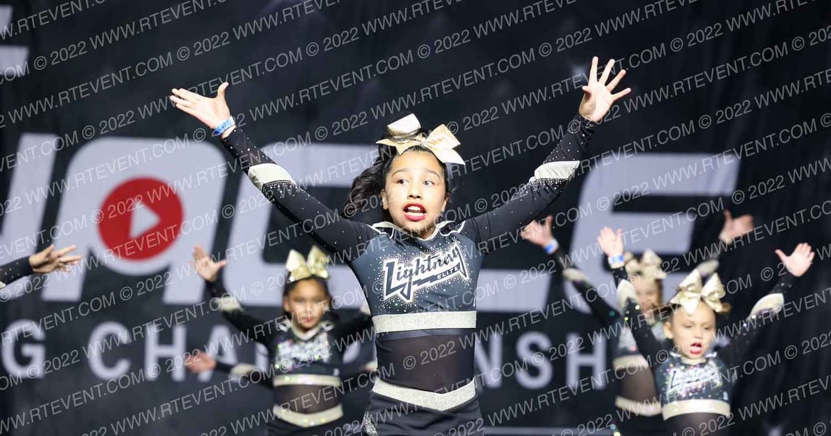 LIGHTNING ELITE BLACK DIAMONDS · The Pinnacle Cheerleading Championship