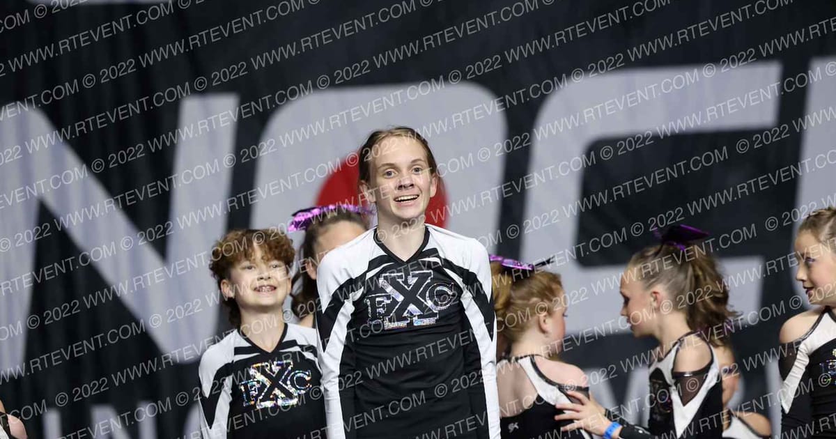 FLIPPERS XTREME CHEER · The Pinnacle Cheerleading Championship