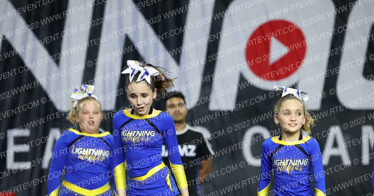LIGHTNING ATHLETICS WILDFIRE · The Pinnacle Cheerleading Championship