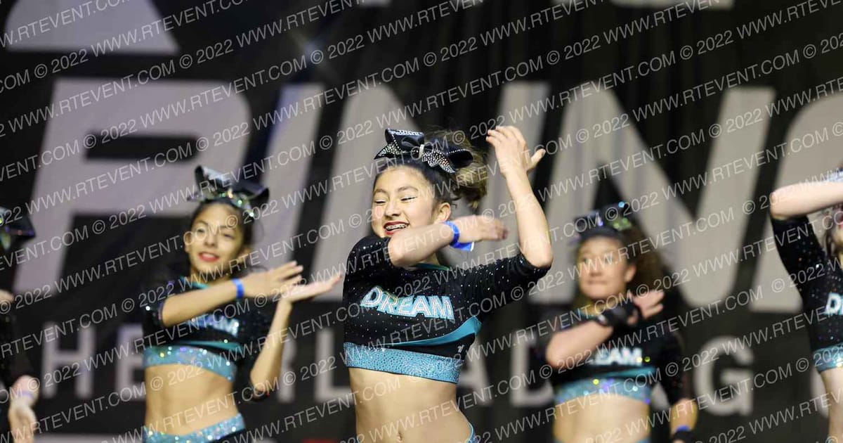 LA DREAM ALL STARS TWLIGHT · The Pinnacle Cheerleading Championship