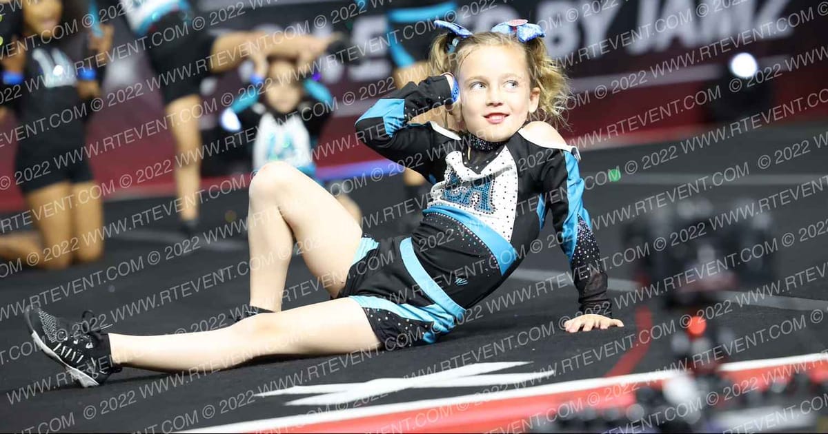 LA DREAM ALL STARS STARLIGHT · The Pinnacle Cheerleading Championship