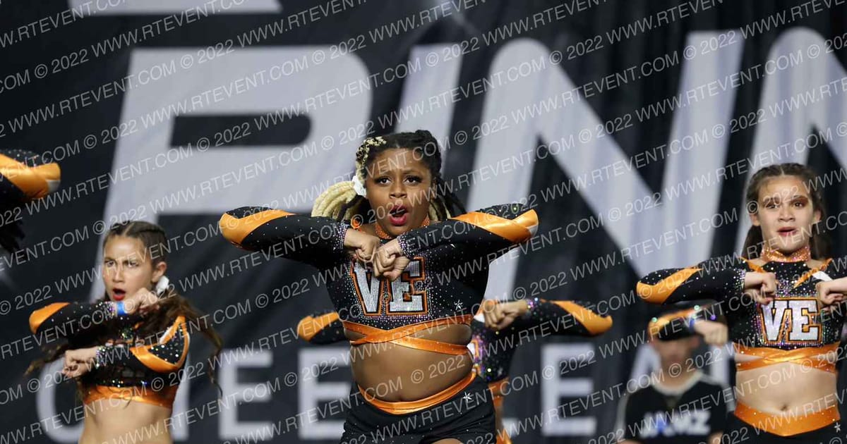 VACAVILLE ELITE OG · The Pinnacle Cheerleading Championship