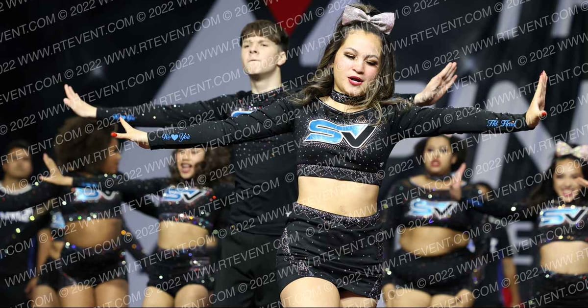 SIERRA VISTA ELITE HOTSHOTS · The Pinnacle Cheerleading Championship