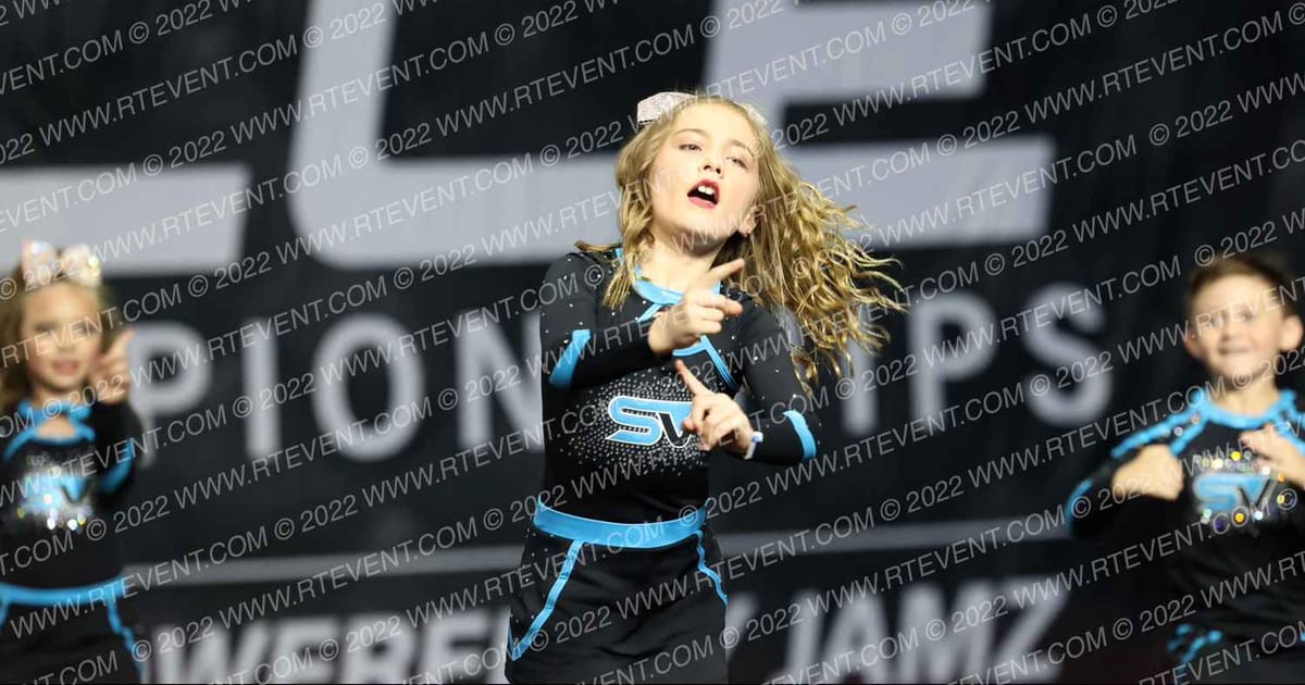 SIERRA VISTA ELITE JUNIOR FLAMES · The Pinnacle Cheerleading Championship