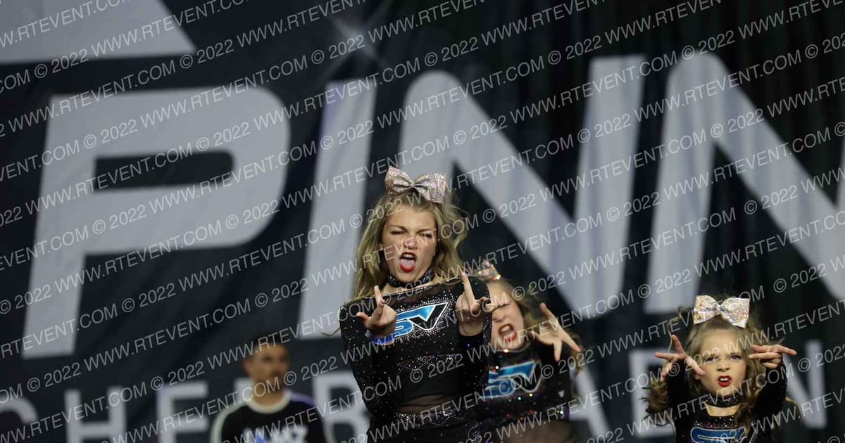 SIERRA VISTA ELITE QUEENS · The Pinnacle Cheerleading Championship