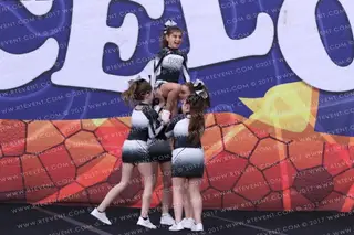 LONS CHEERLEADING TEAM Silverladies