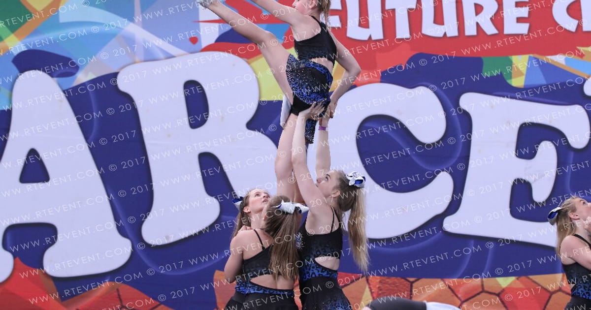 Hellcats Cheerleaders Wildcats · FC Barcelona
