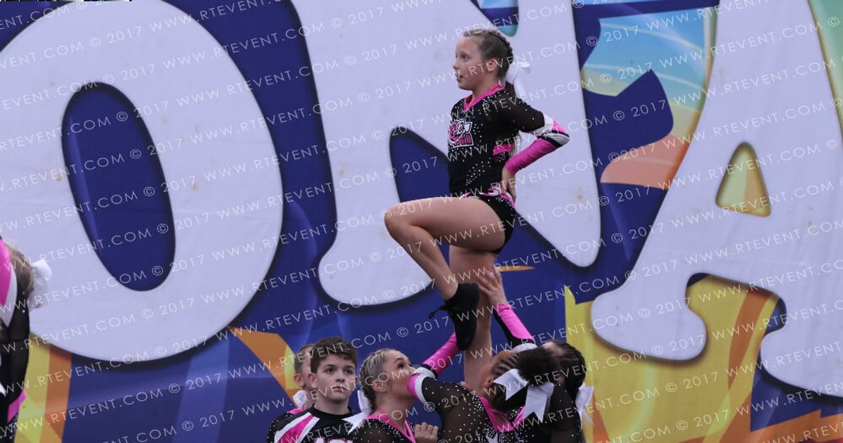 Ace High Cheerleading Bubble Gum · FC Barcelona