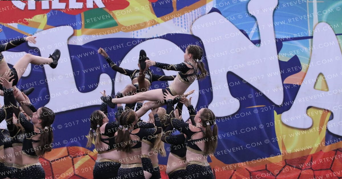 Chiltern Cheetahs Hurricane · FC Barcelona