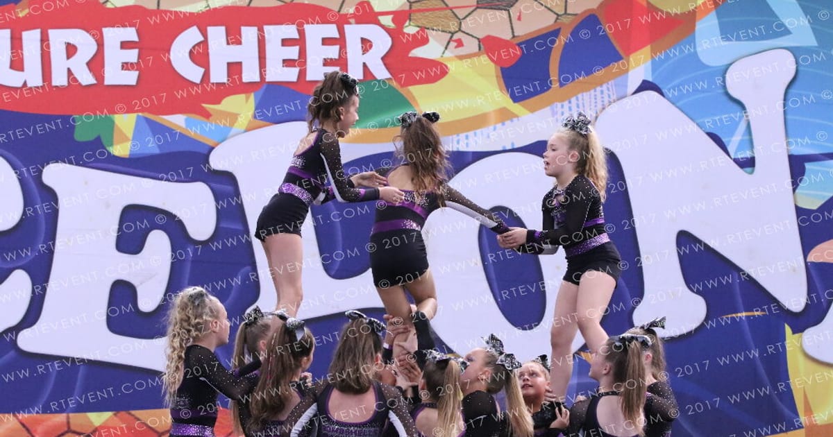 Club de Cheerleading Thunders Barcelona BENJAMIN FRANKLIN · FC Barcelona