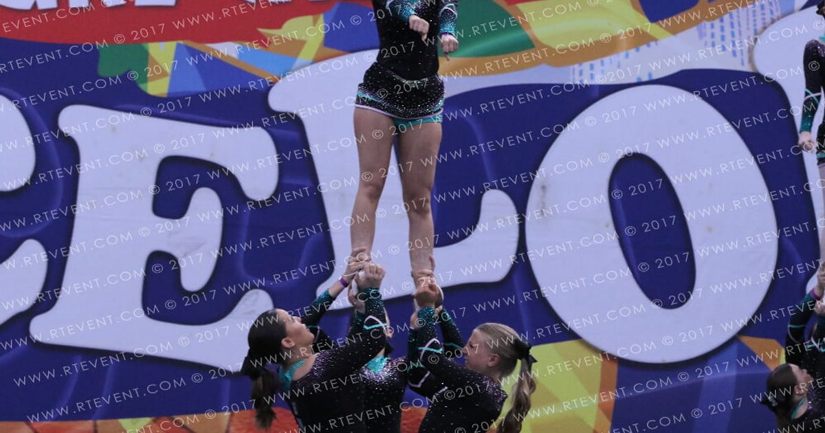 FEVER CHEERDANCE - VENOM International Open Level 3 · FC Barcelona