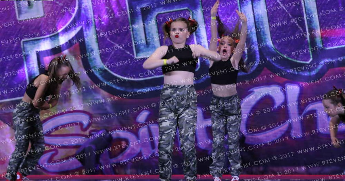 Team Love Cheer SWEETHEARTS · Superhero Spirit Challenge
