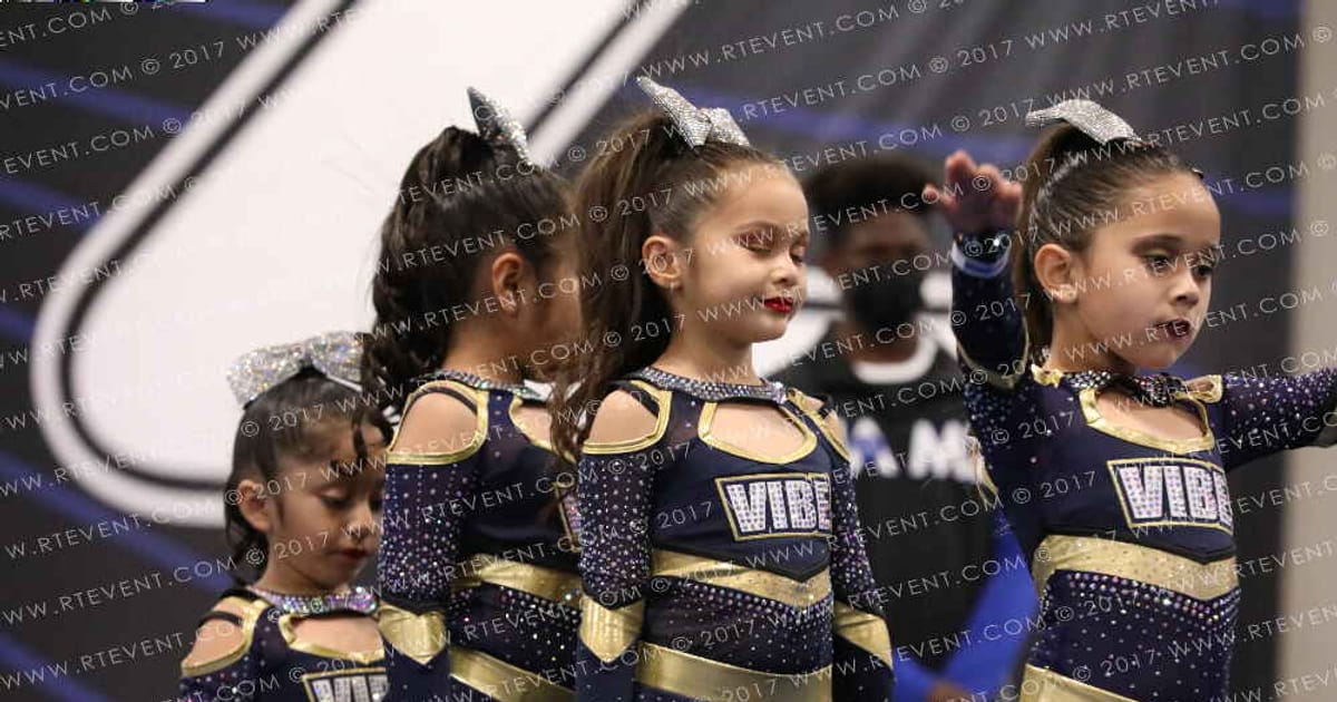 VIBE KOBETS · Holiday Showcase