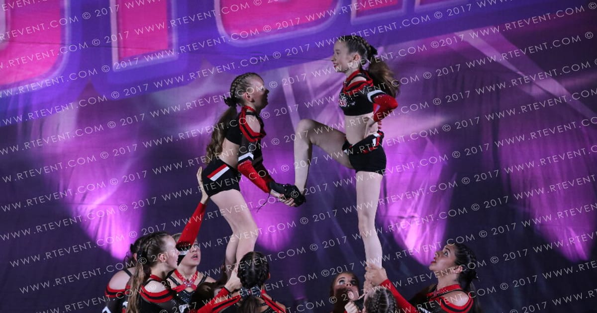 Mavericks Cheerleaders SYNERGY · Into the Future
