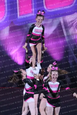 Fusion Cheerleaders Meteor