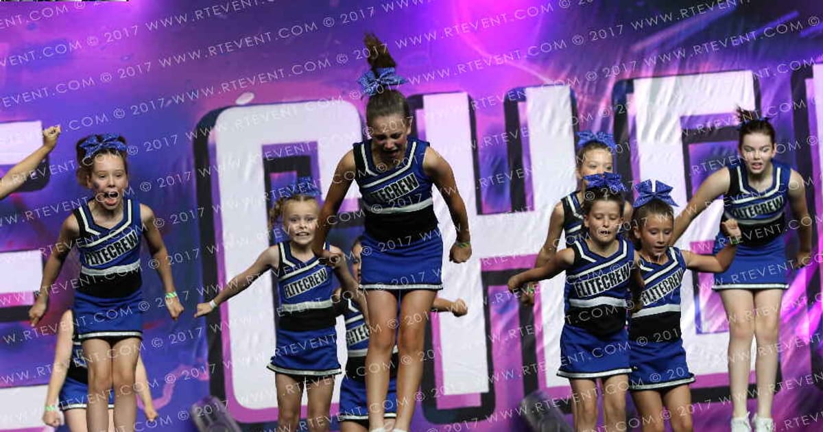 Flitecrew Infinity Cheer DYNAMITE · FC Internationals and Schools out