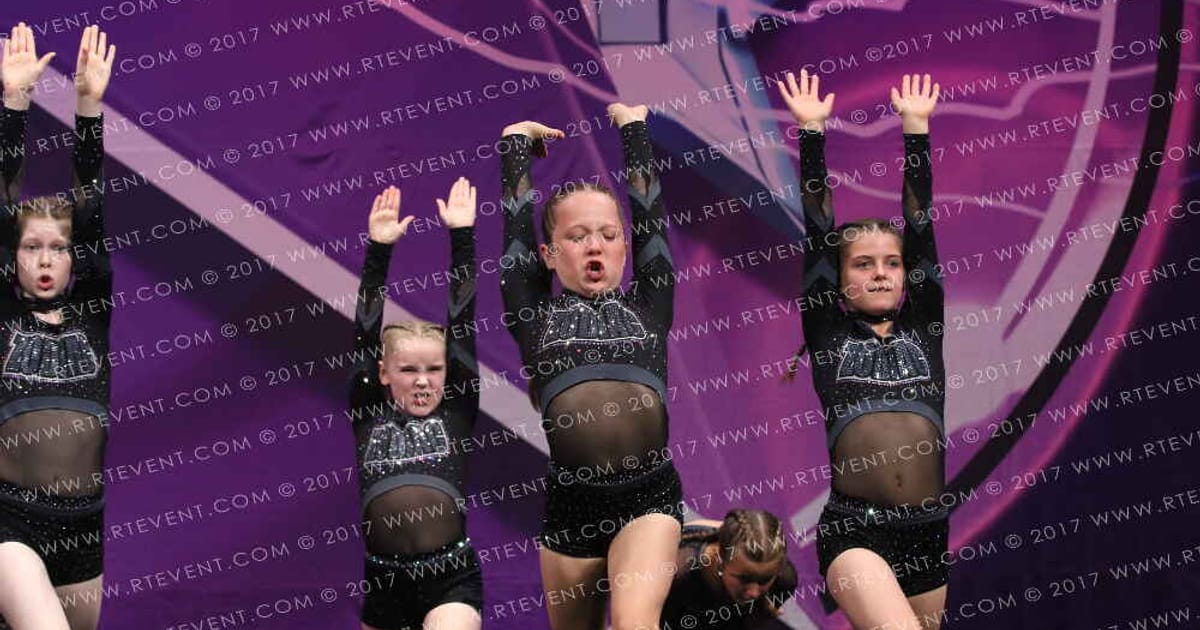 Zodiac Allstars lime · FC Internationals and Schools out