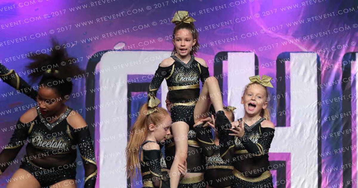 Chiltern Cheetahs Storm · FC Internationals and Schools out