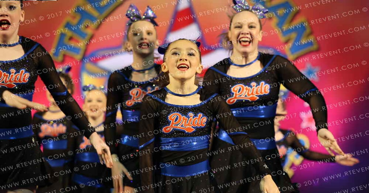 Pride of Illinois Pineapple Girls · The American Gateway