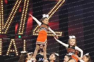 ORANGE CHIEFS MM CHEER