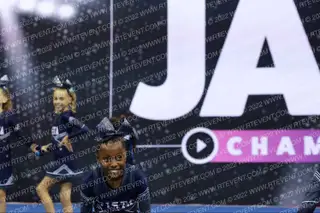 VISTA JR EAGLES PEE WEE CHEER TEAM NA