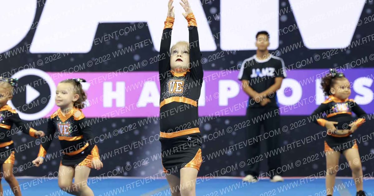 VACAVILLE ELITE SHOOTING STARS NA · Reload