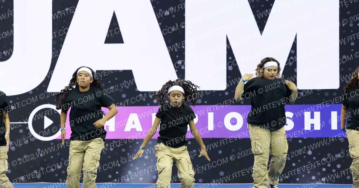 TOP CHEER ELITE SMOKY QUARTZ NA · Reload