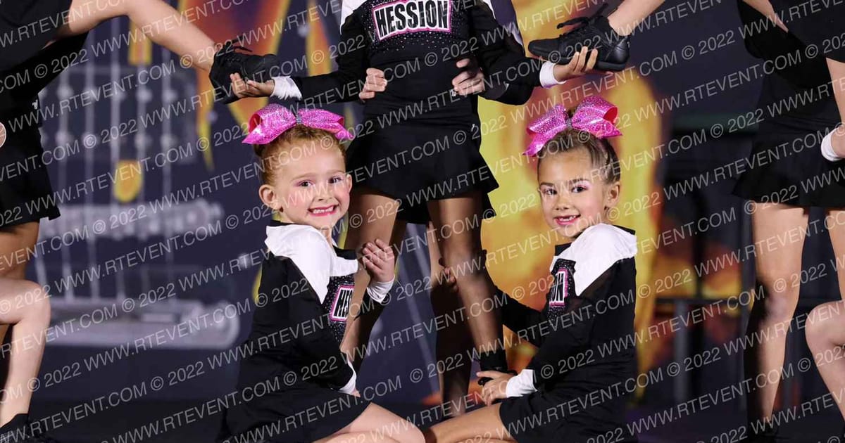 Hession Cheer Academy Pink 'Mingos · GLCC Indy Challenge
