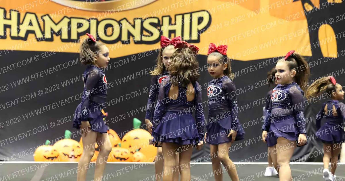 Valley All-Stars Shining Stars · Cheer Power Halloween Challenge