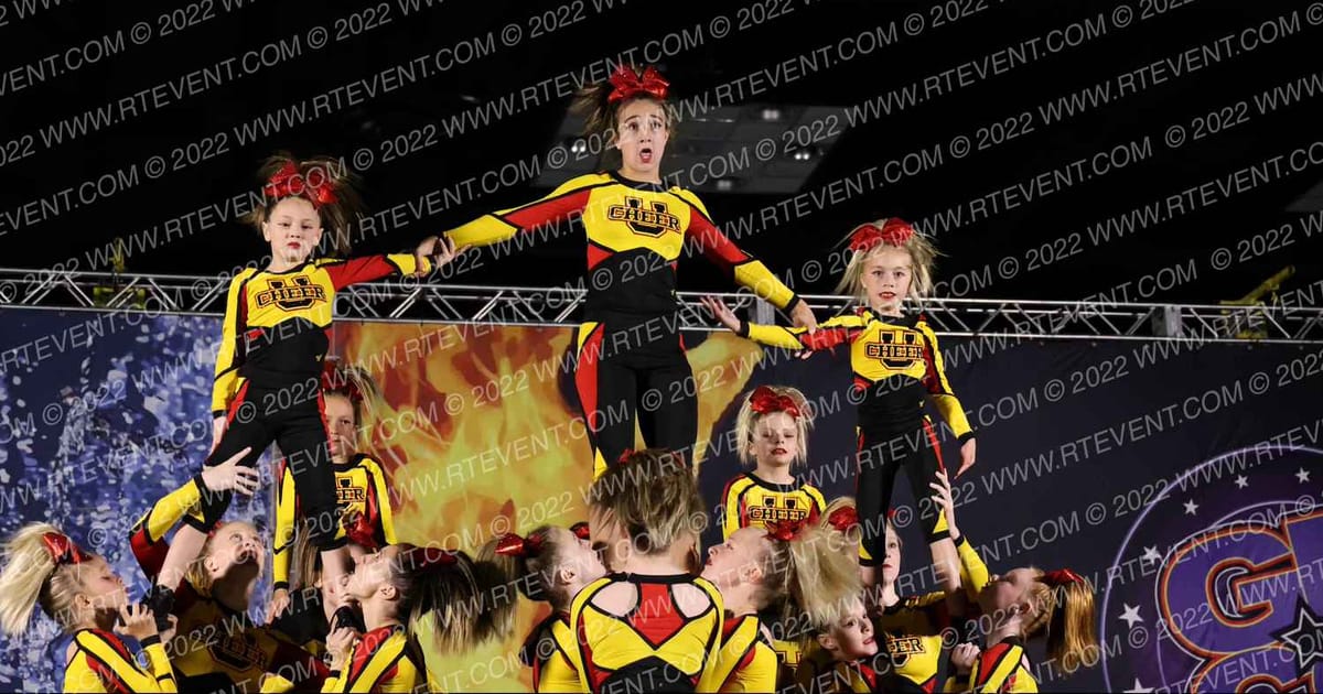 Terre Haute Cheer University McFLURRIES · GLCC Indy Challenge