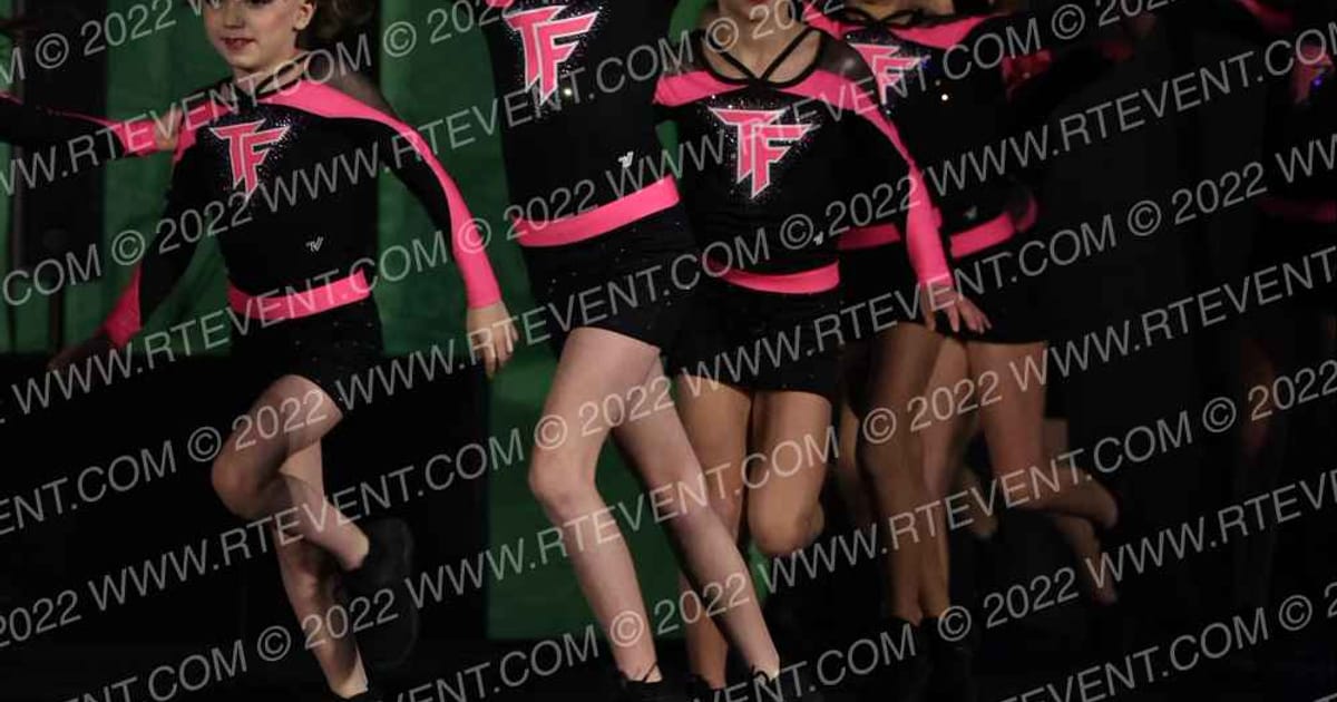Titanium Force Cheer Pink Ladies · CSG Challenge Peoria