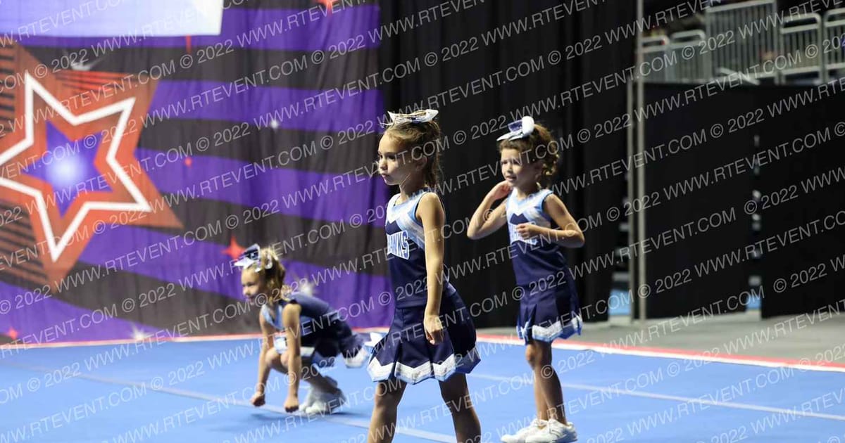 SRYA Diva Hawks Pee Wee Rec Traditional Small · Spirit of Fall