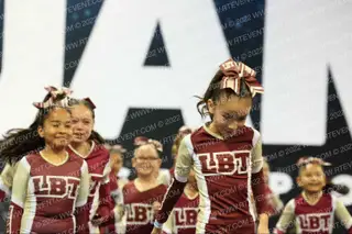 LOS BANOS TIGERS PEE WEE SQUAD NA