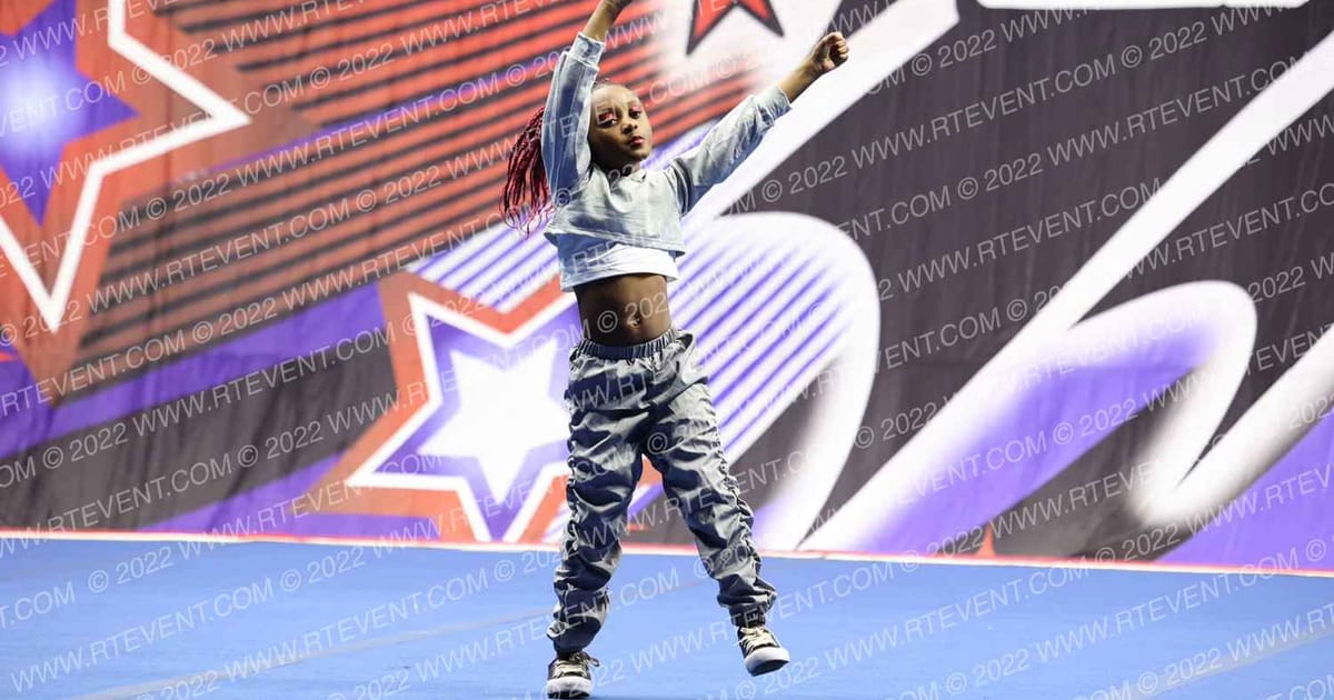Ultimate Dance Supreme Mini Superstarz Mini Trio · Spirit of Fall