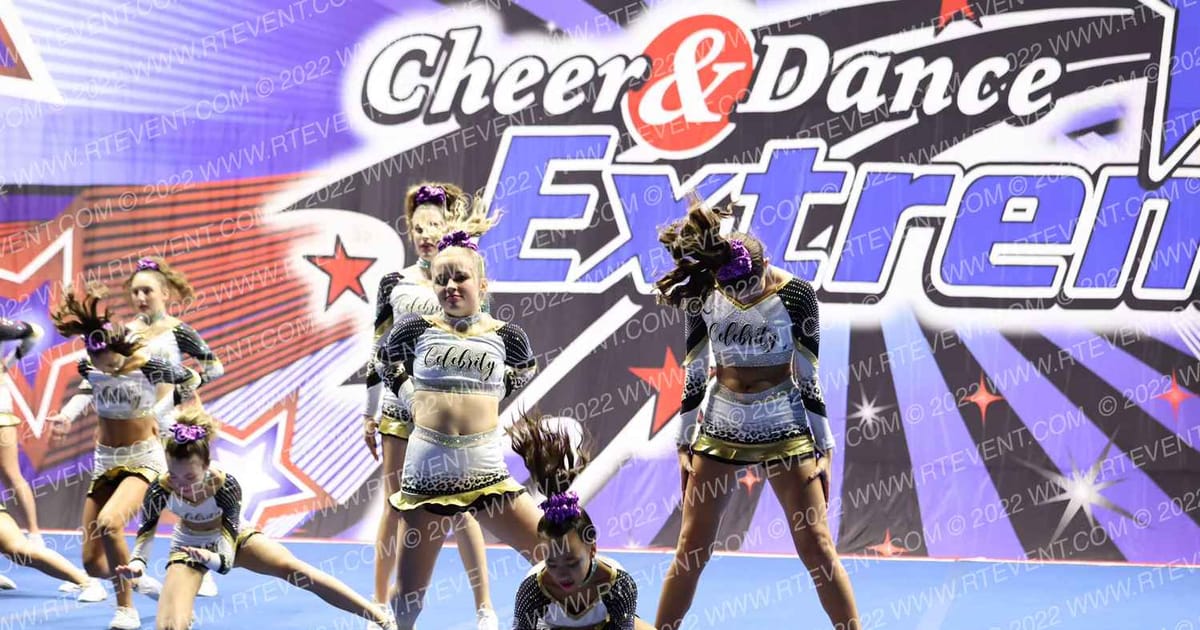 Celebrity Cheer Vogue Senior · Spirit of Fall