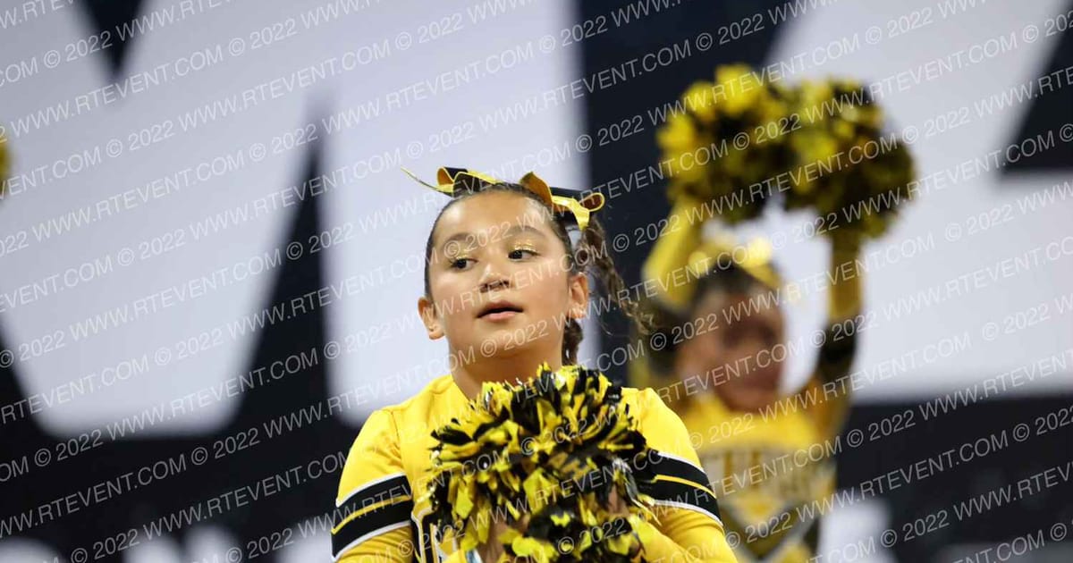 COBRA CHEER PEEWEES NA · Royal Valley